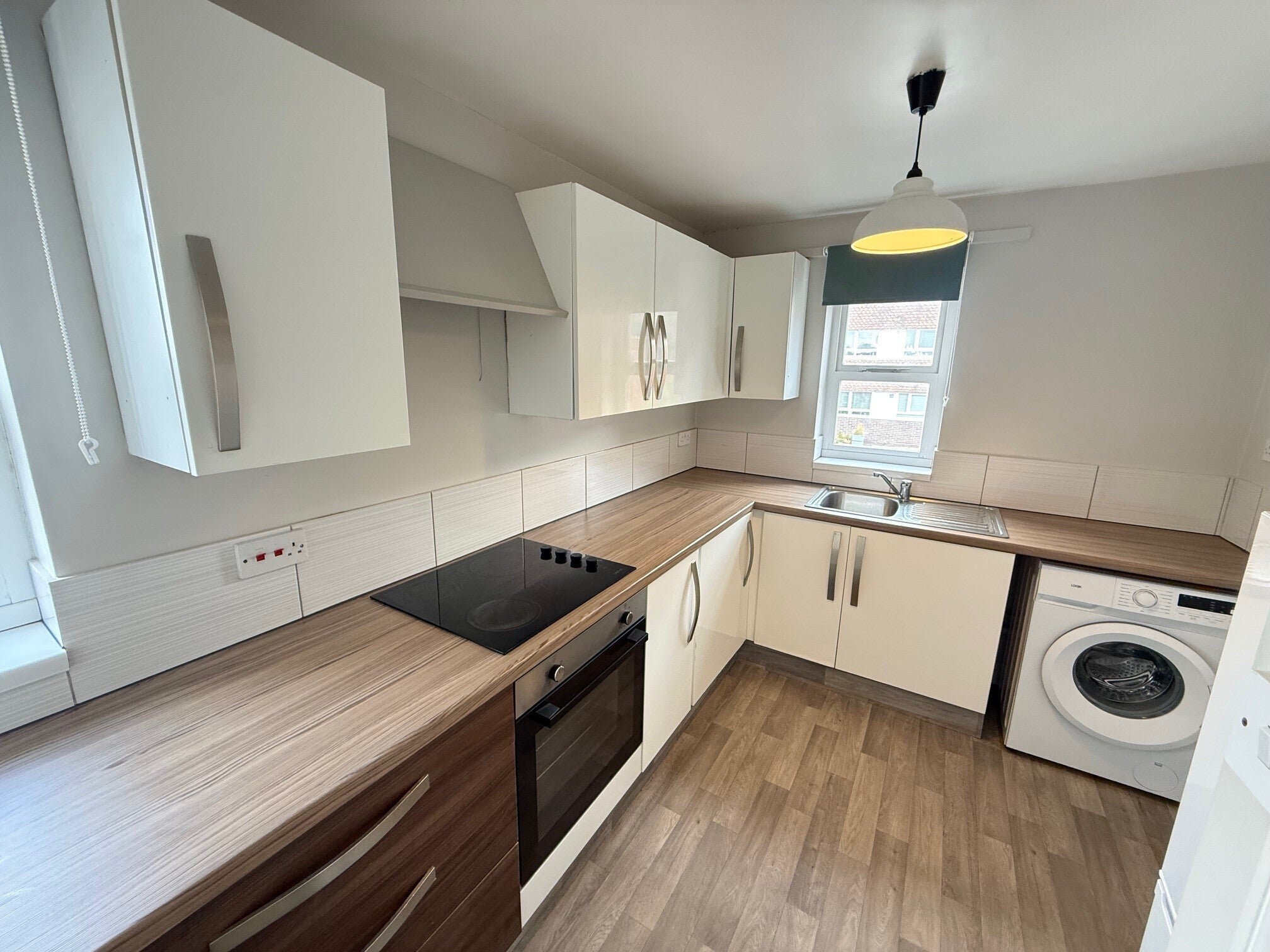 Flat Mapperley Road in Nottingham