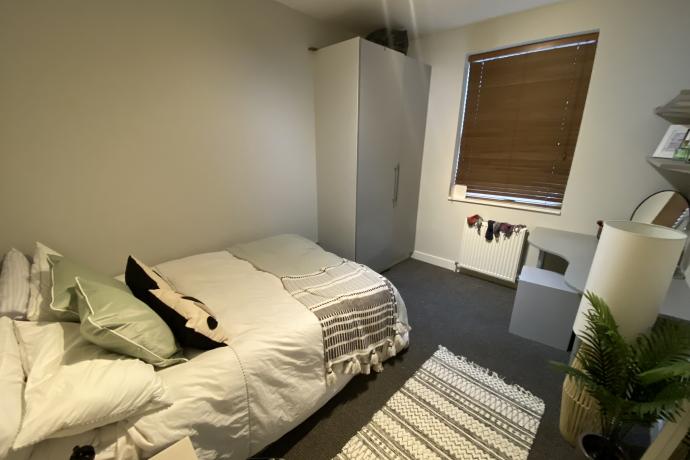 Flat Granby Grove in Leeds