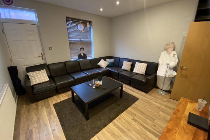 Flat Granby Grove in Leeds