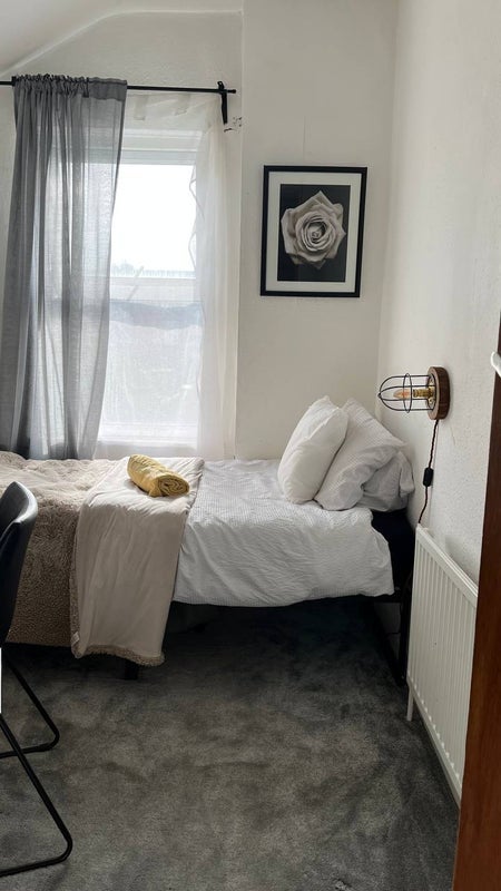 Room Milner Road in Birmingham