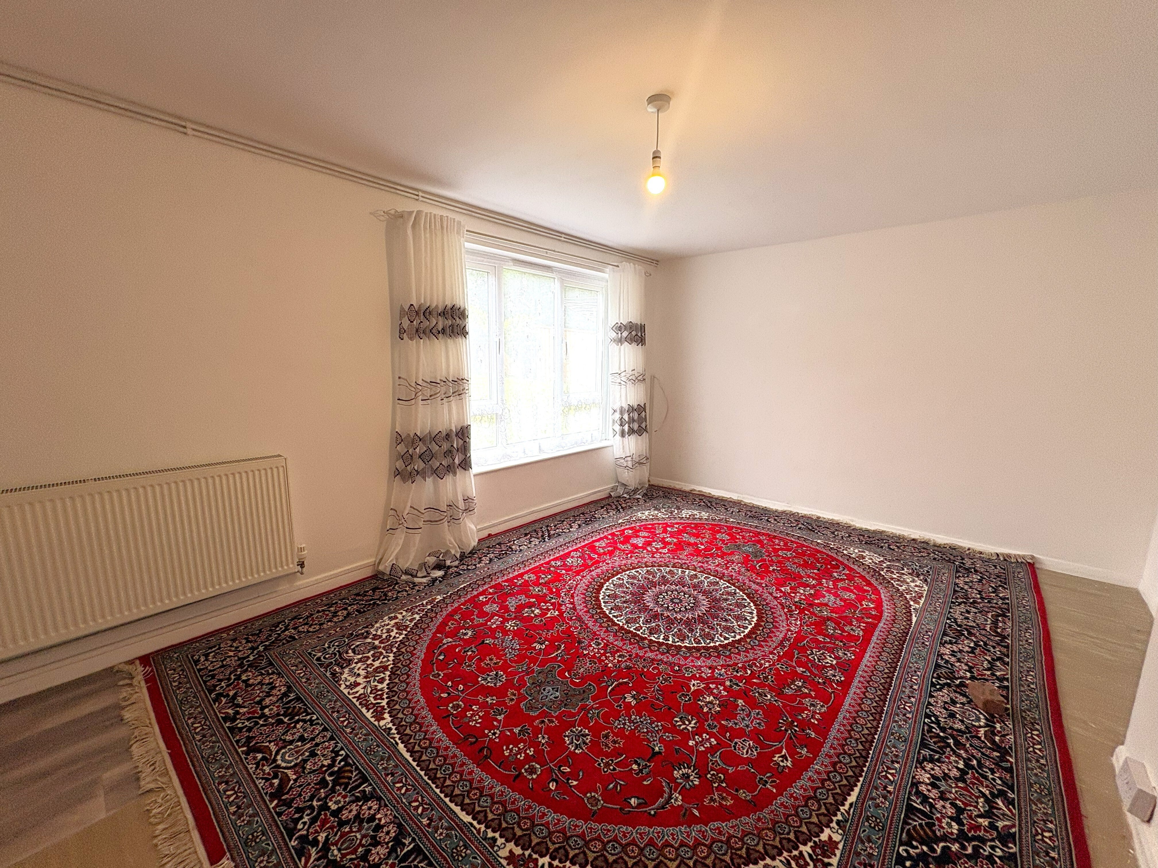 Flat Whipton Barton Road in Exeter