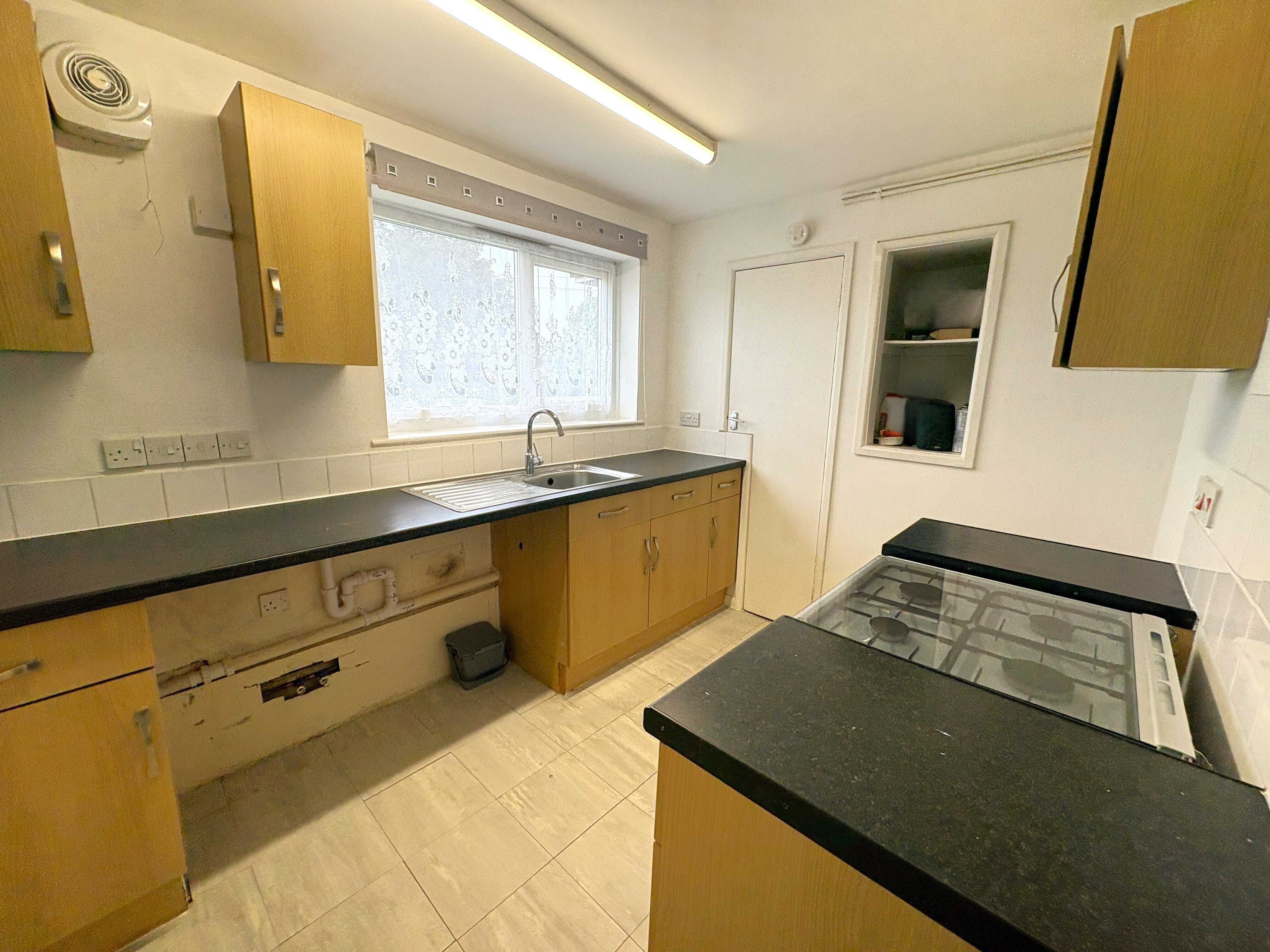 Flat Whipton Barton Road in Exeter