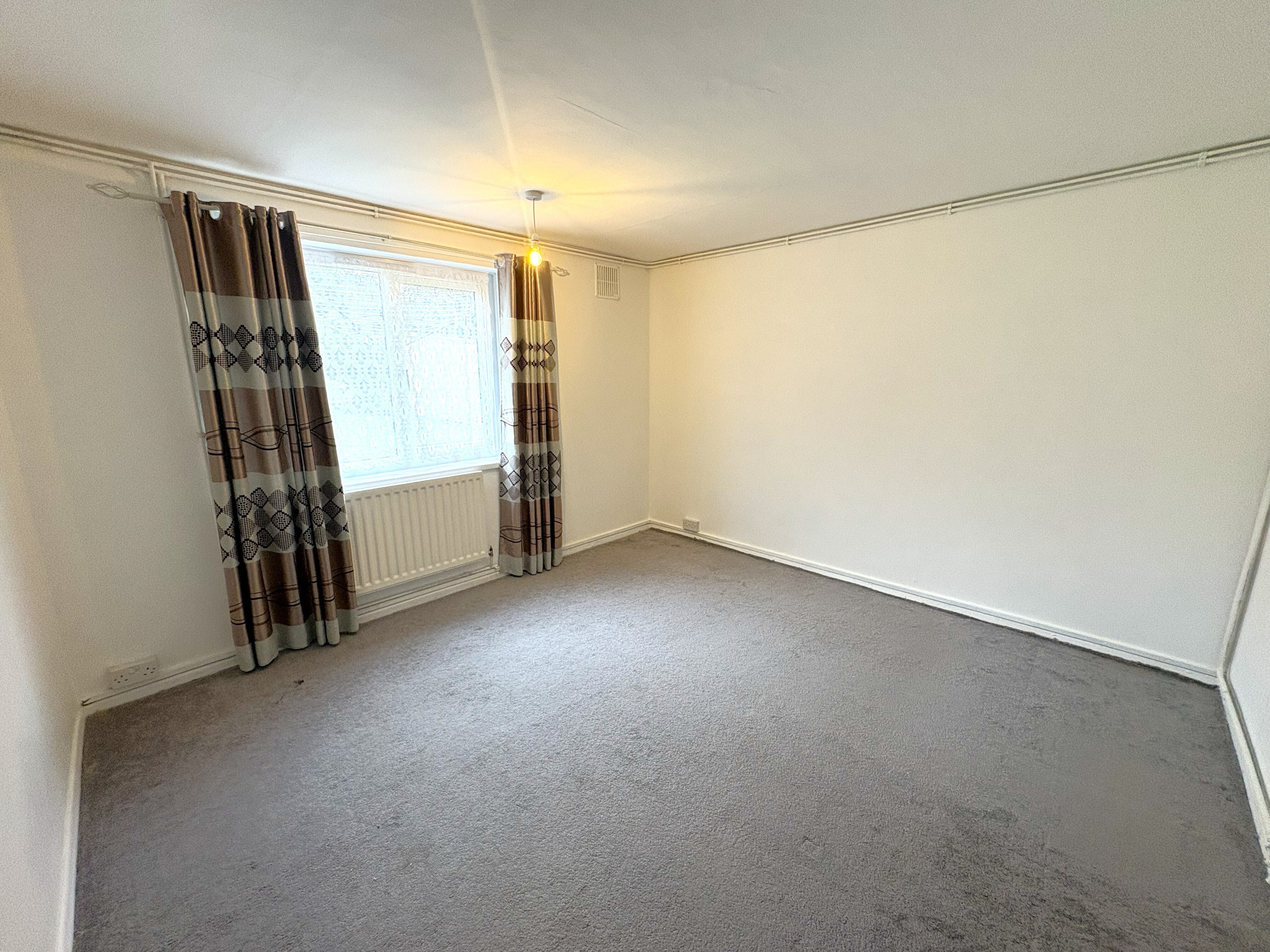 Flat Whipton Barton Road in Exeter