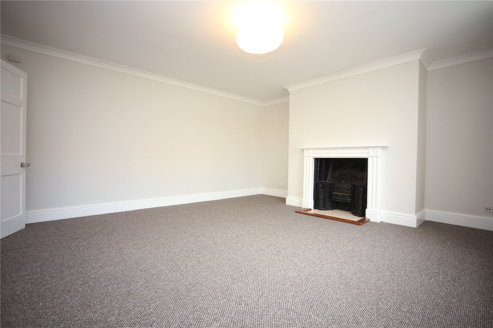 Flat Winchcombe Street in Cheltenham