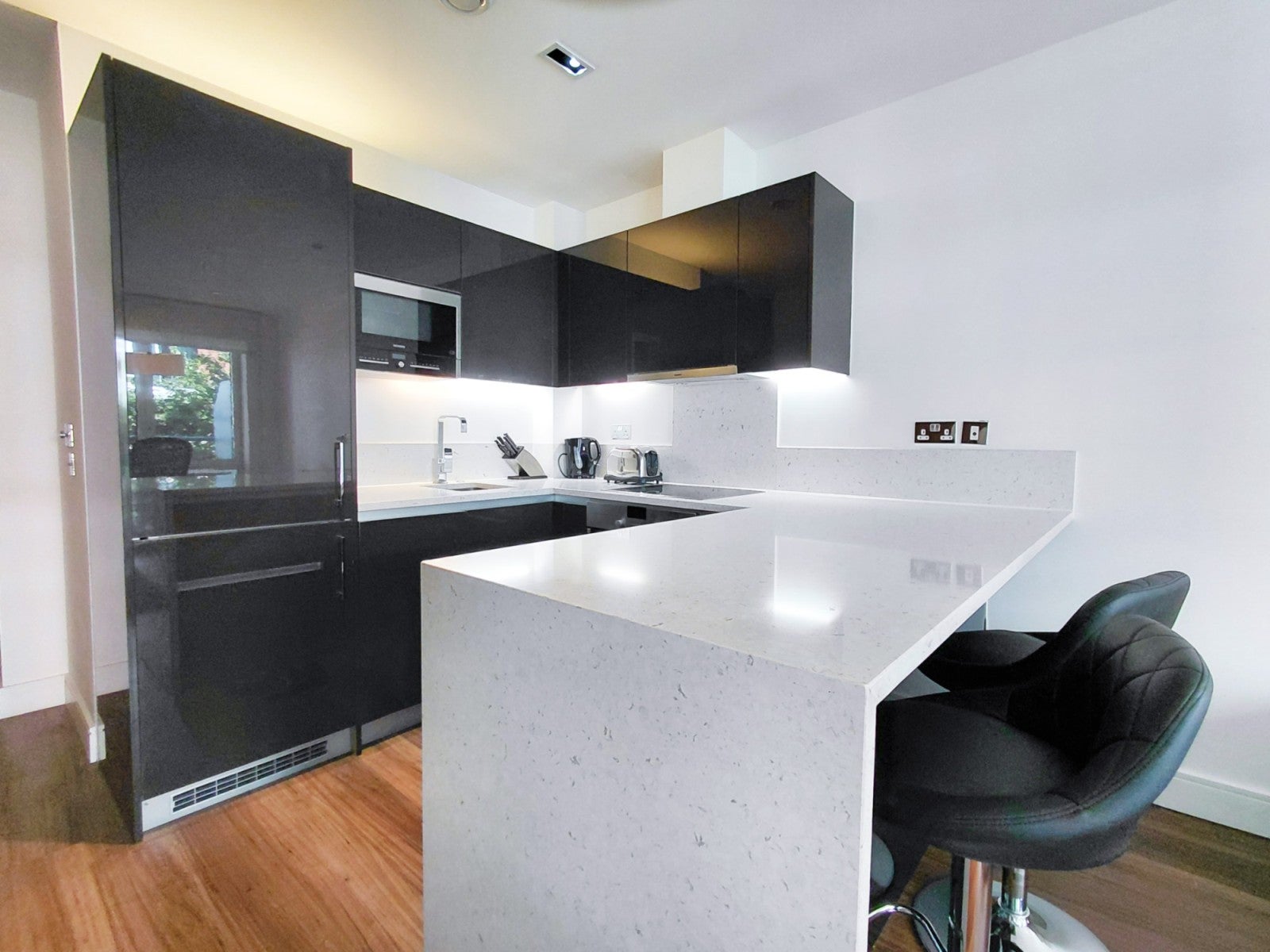 Flat Longfield Avenue in Greater London