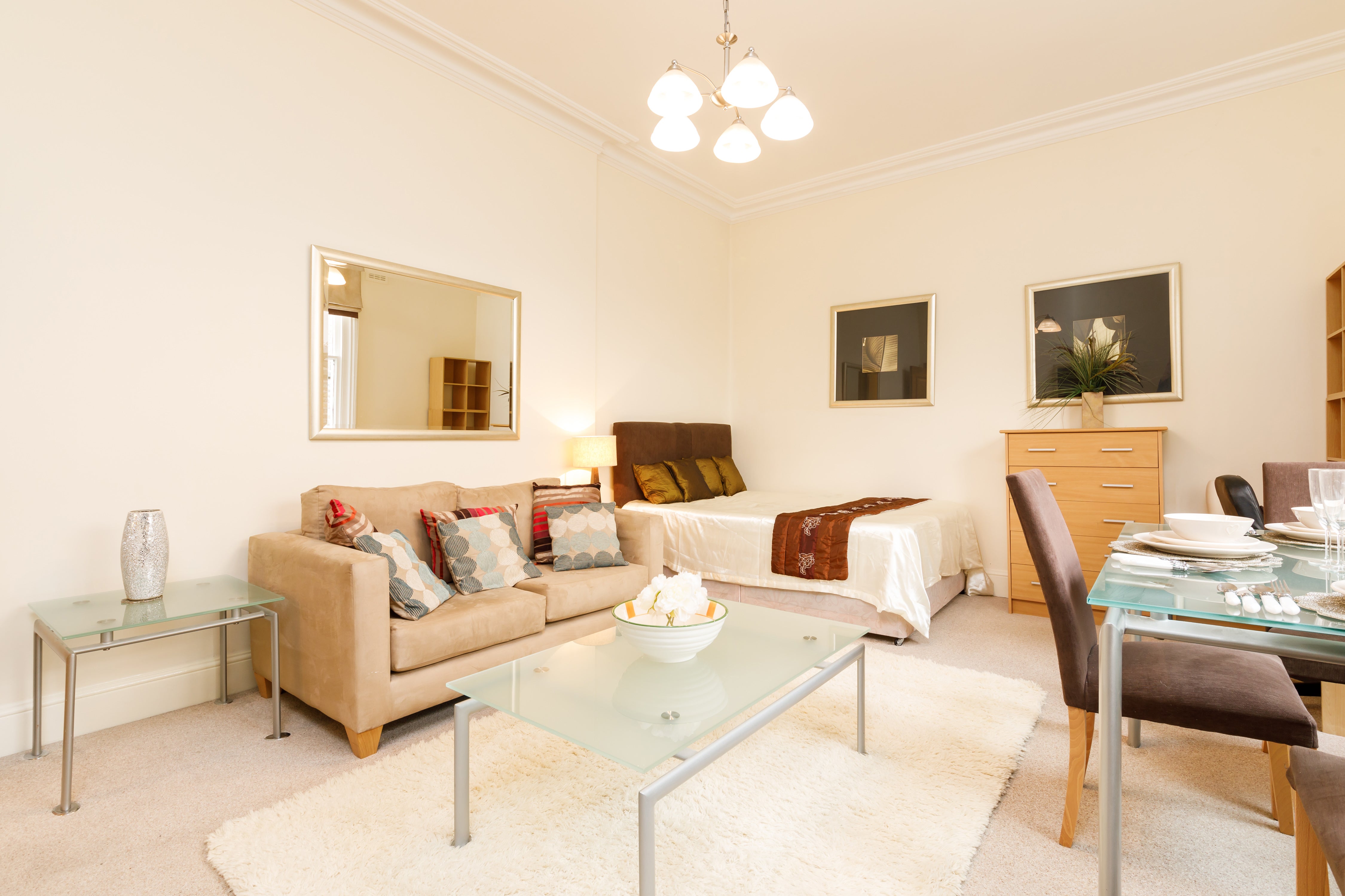 Flat Ashburn Gardens in Greater London