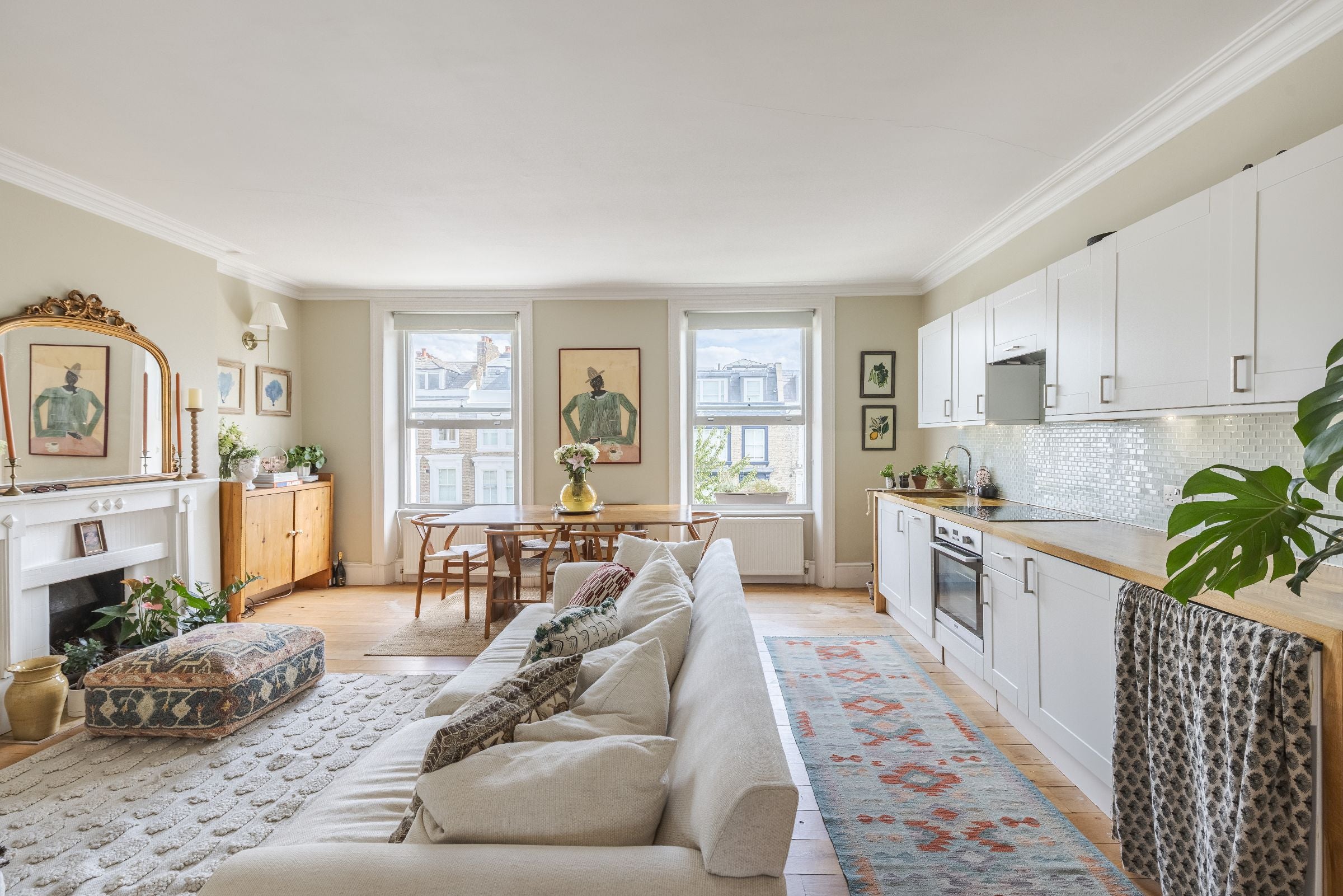 Flat Blenheim Crescent in Greater London