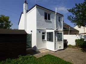 House Chapel Road in Camborne