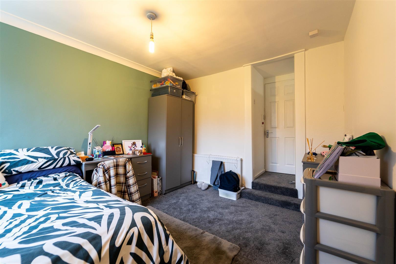 Flat Wellman Croft in Birmingham