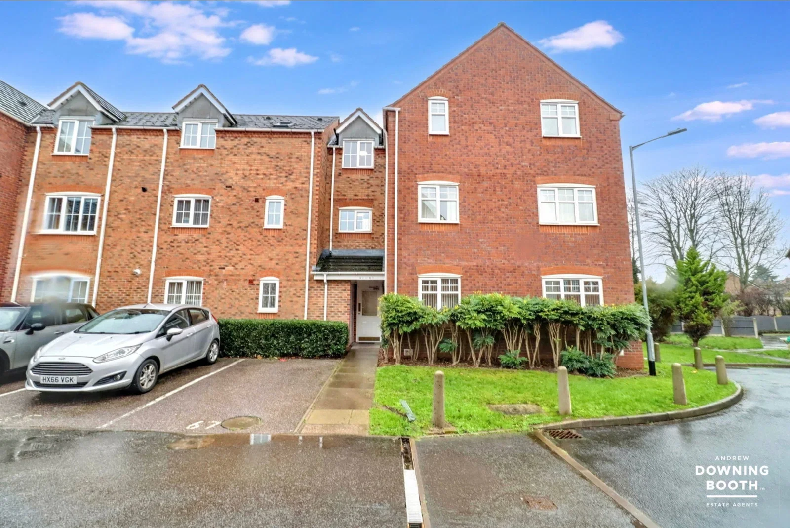 Flat Mulberry Drive in Lichfield