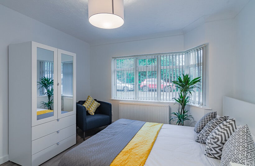 Room Dereham Road in Norwich