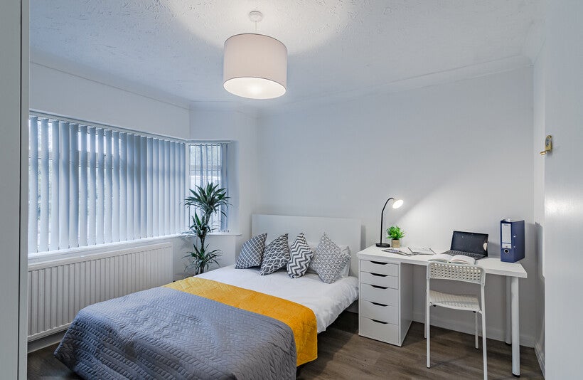 Room Dereham Road in Norwich