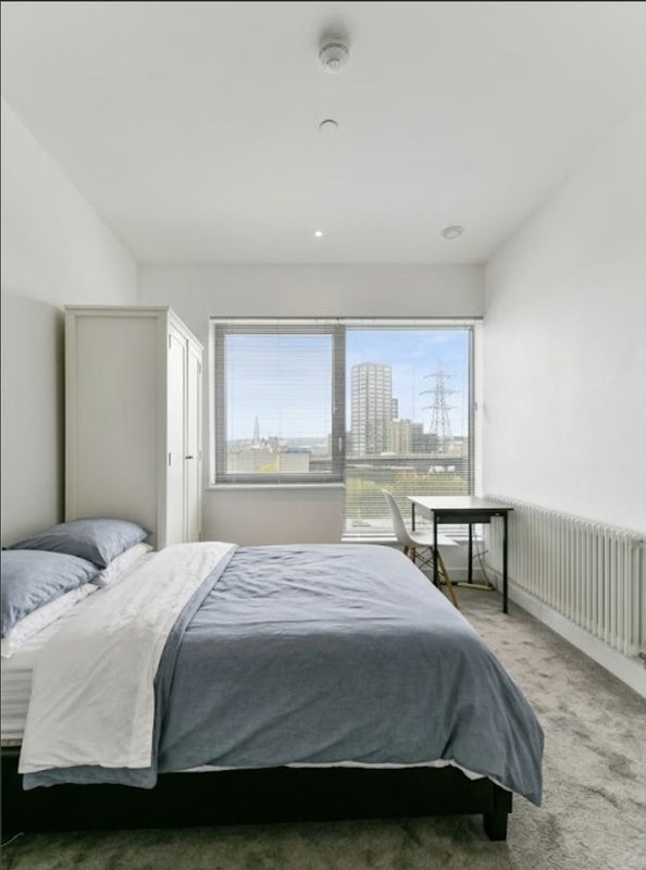 Room Botanic Square in Greater London