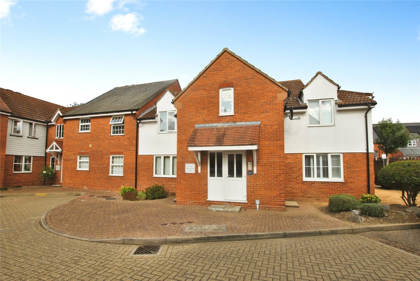 Flat Shearers Way in Chelmsford