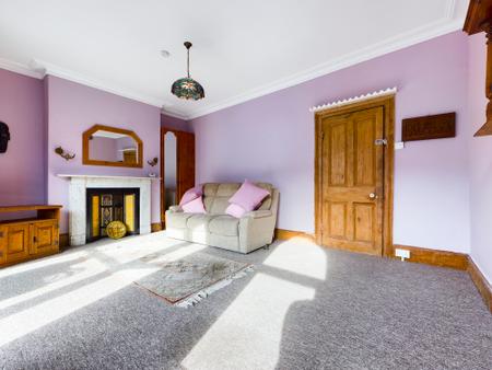 Flat Newton Road in Mumbles
