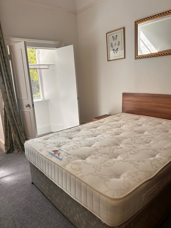 Flat Royal Terrace in City of Edinburgh