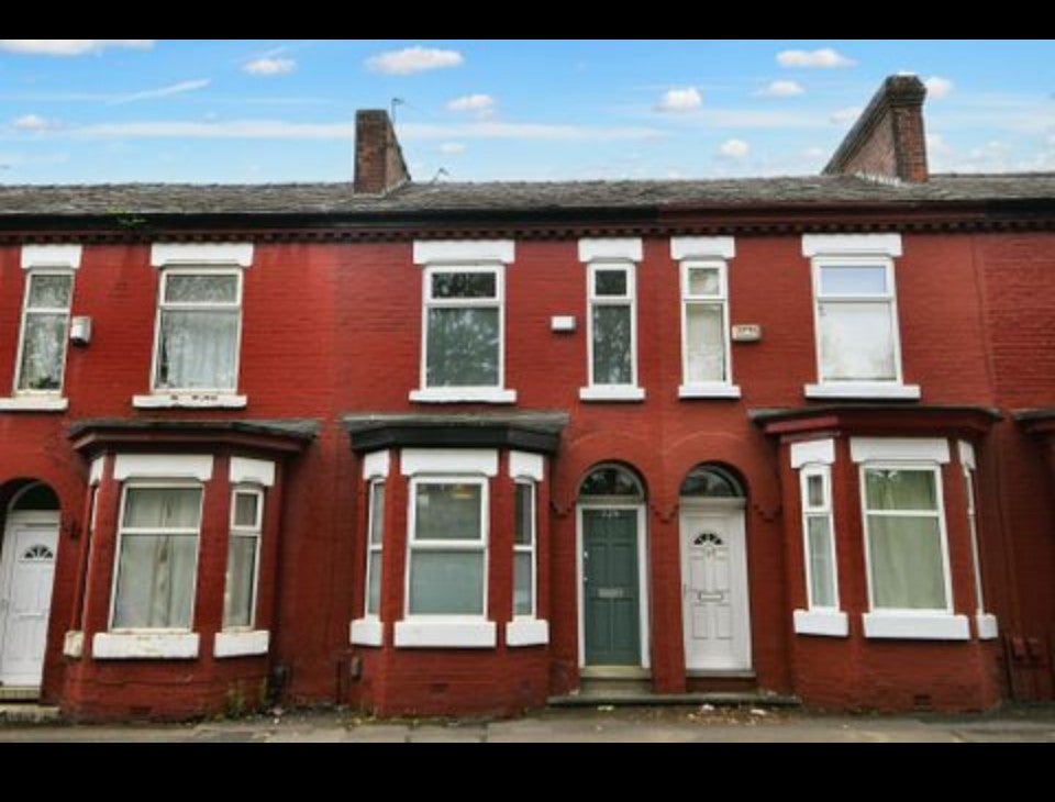 House Fitzwarren Street in Salford