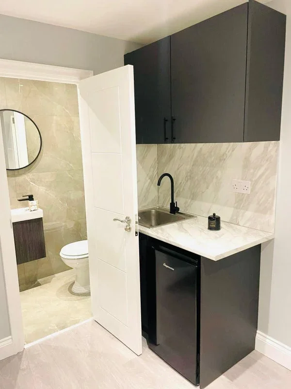 Room Hilda Road in Greater London