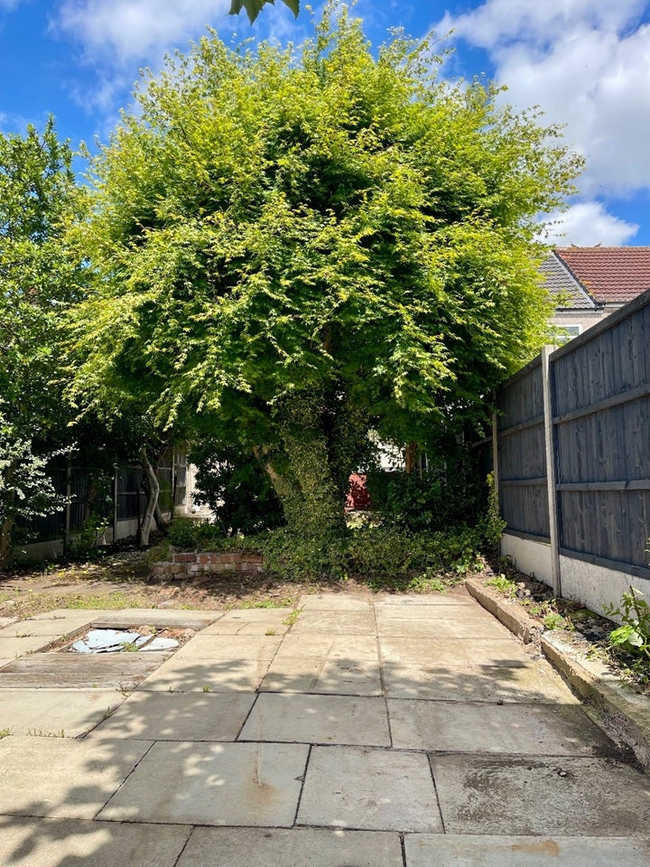 House Forfield Road in Coventry