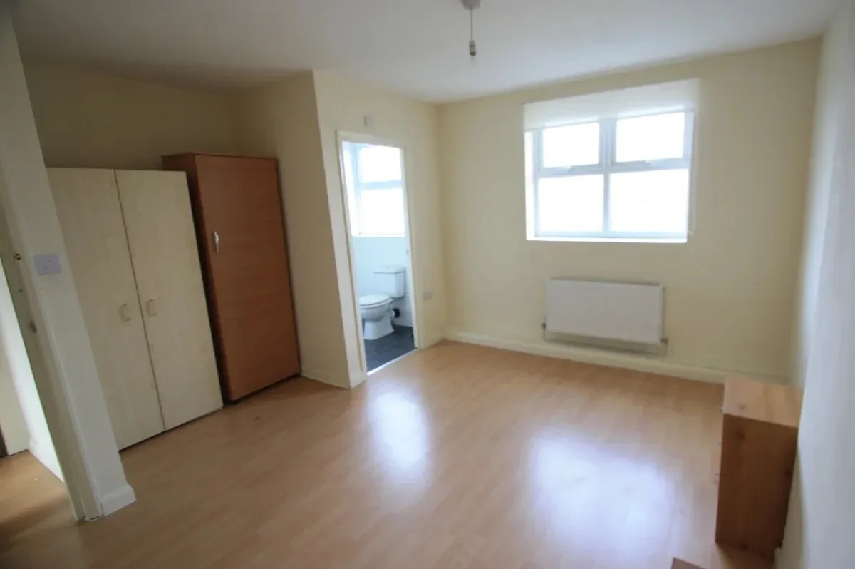 Room Lavender Hill in Greater London
