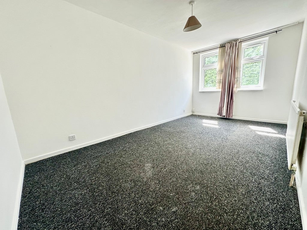 House Ravenoak Way in Greater London