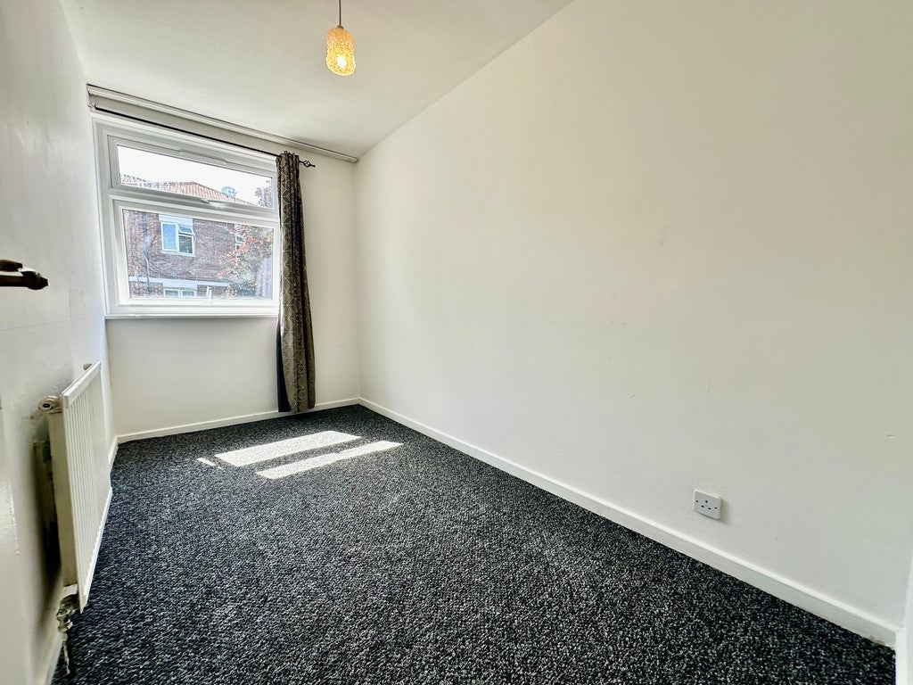 House Ravenoak Way in Greater London