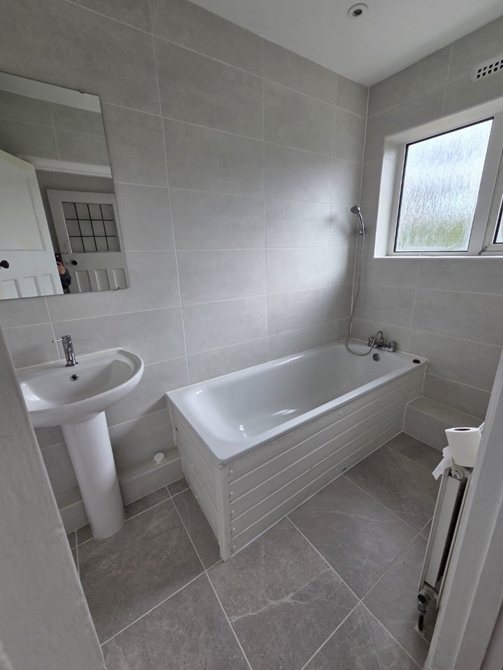House The Ridgeway in Greater London