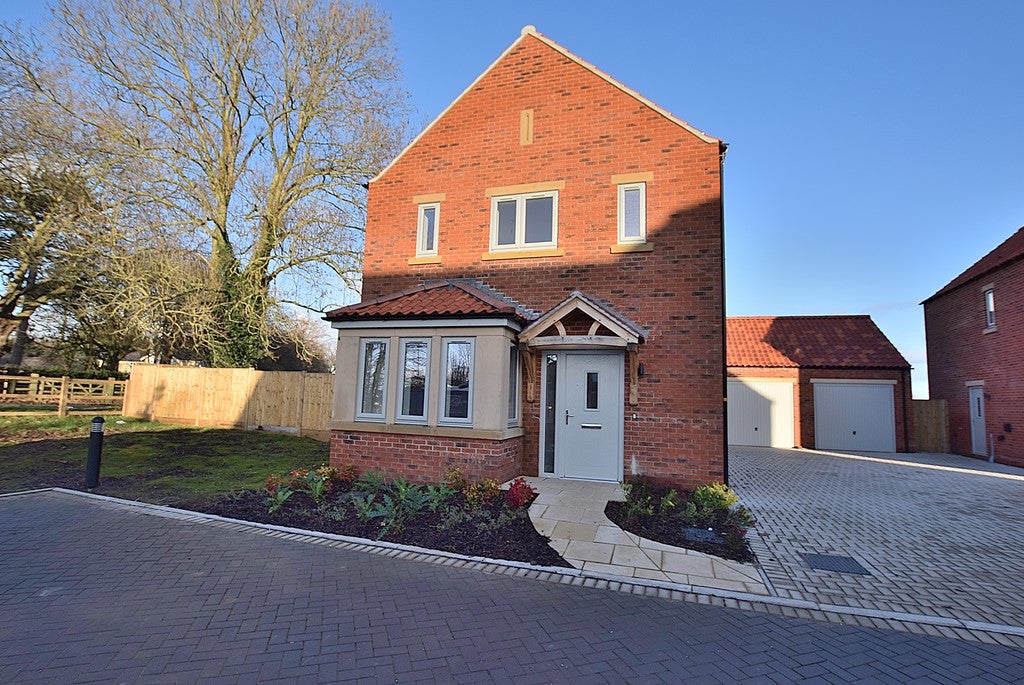 House Stags Close in Scorton