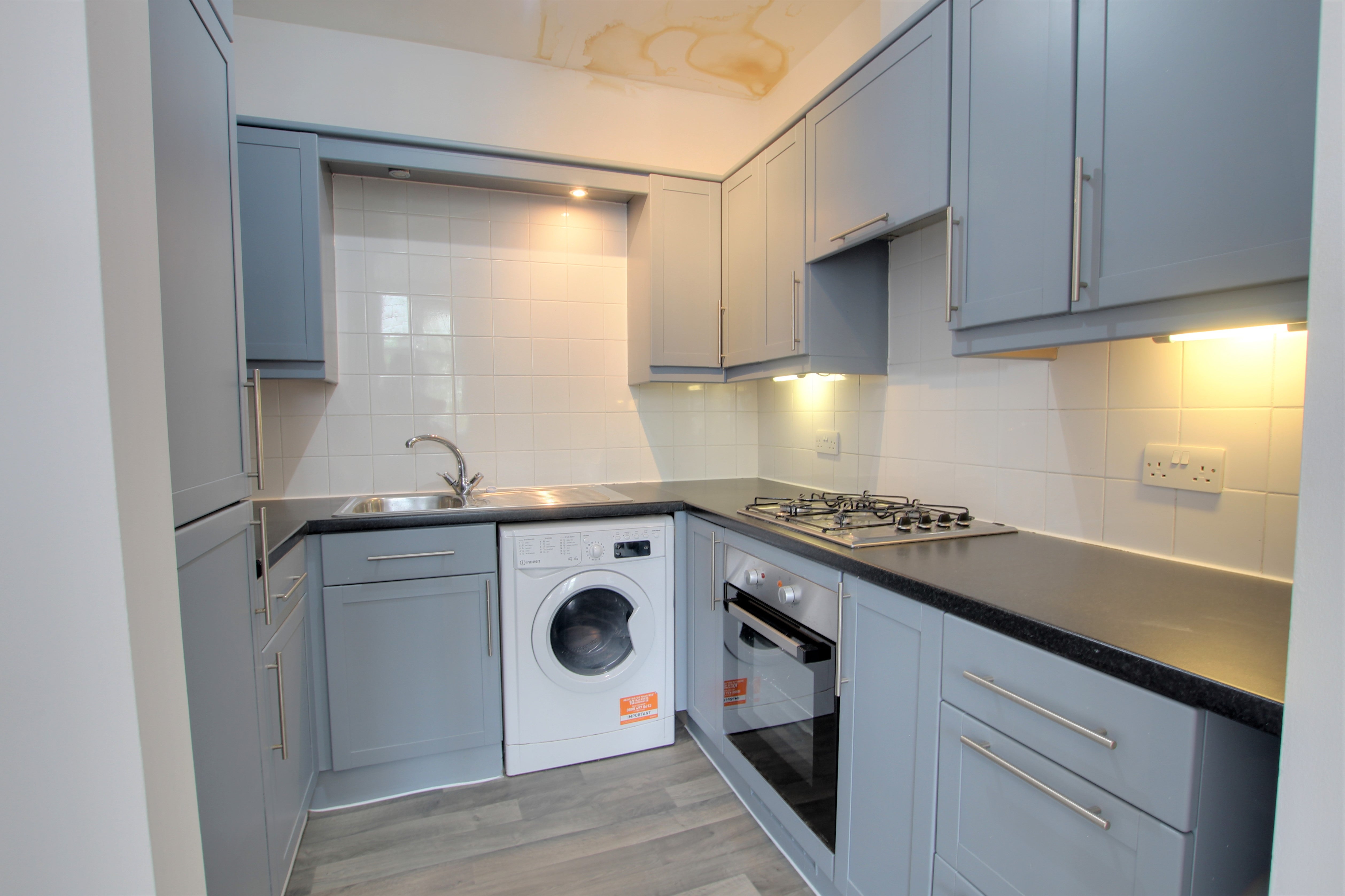 Flat Meadowbank Close in Greater London