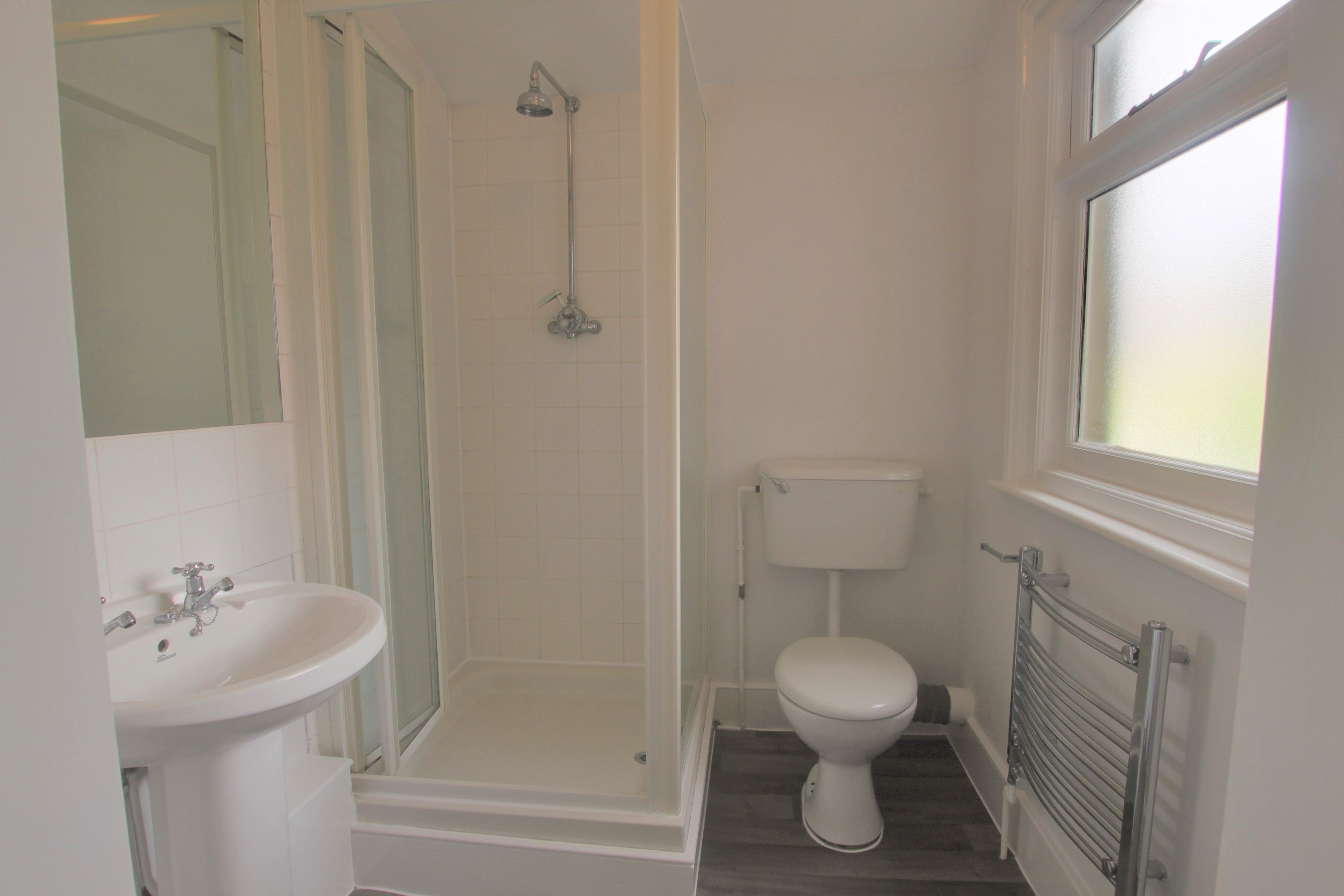 Flat Meadowbank Close in Greater London