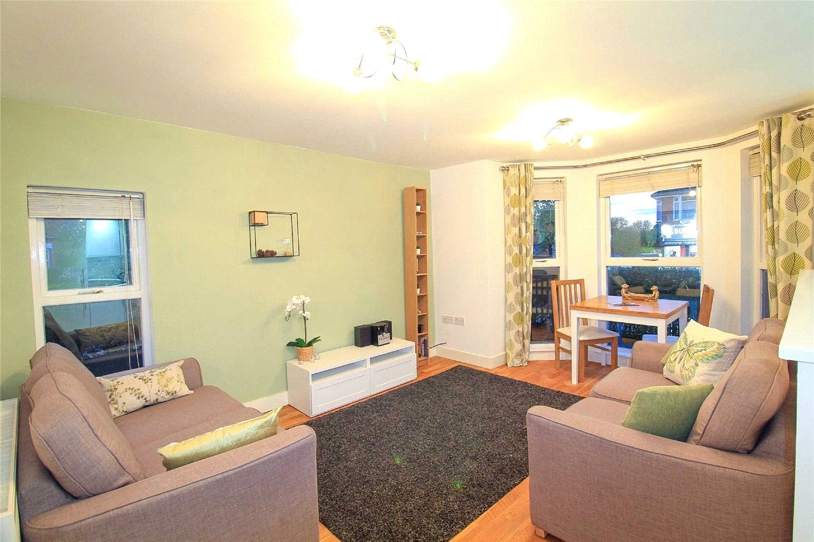 Flat Brigadier Close in Manchester