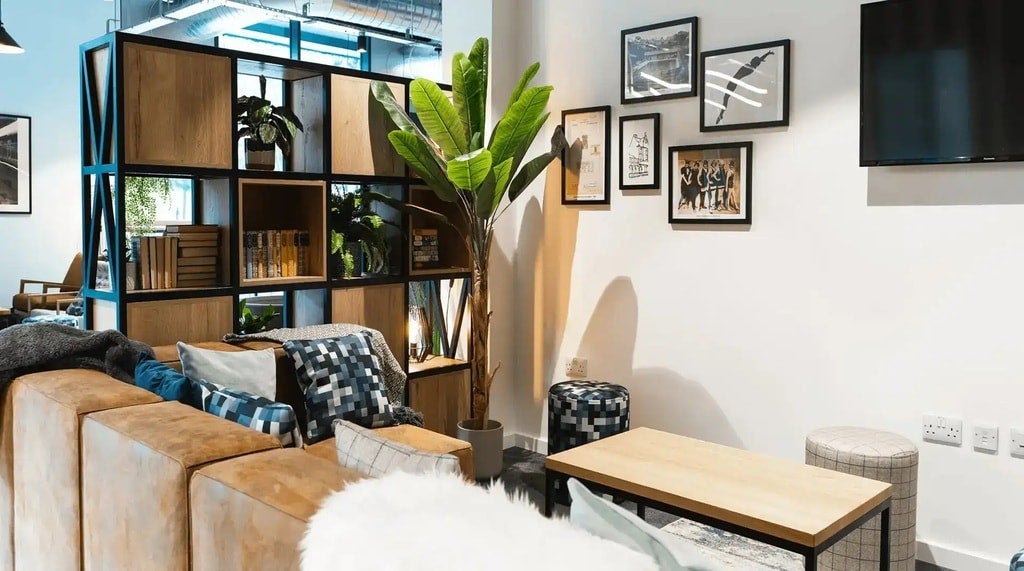 Flat Islington Row in Birmingham