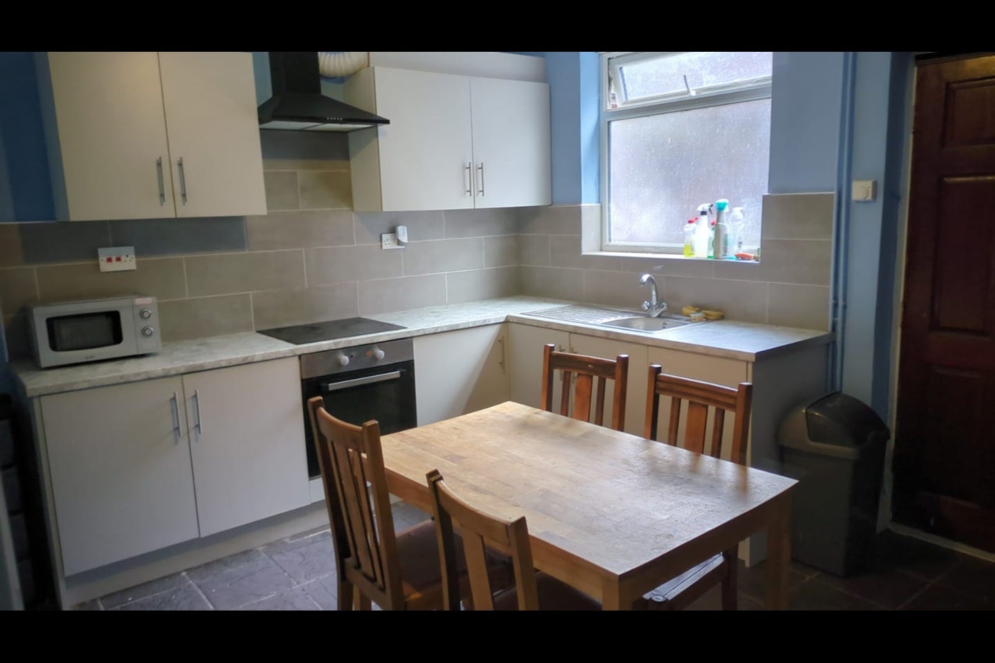 Room Alfreton Road in Nottingham