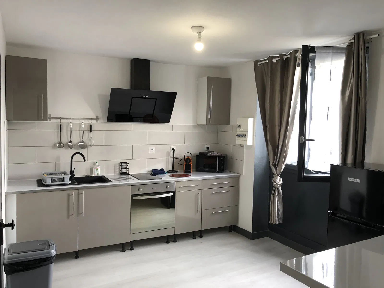 Room Rue Descartes in Bourgueil