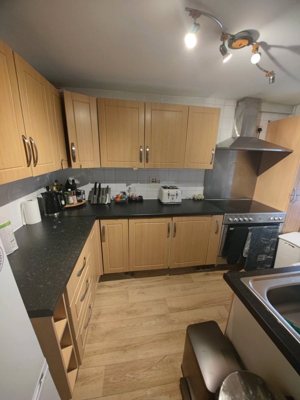 Room Reedworth Street in Greater London