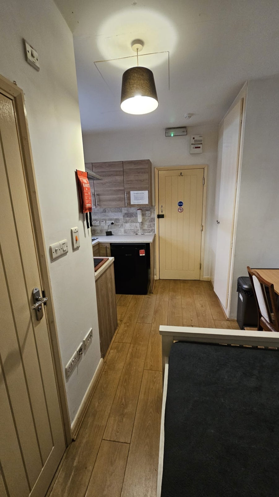 Flat Crawley Road in Luton