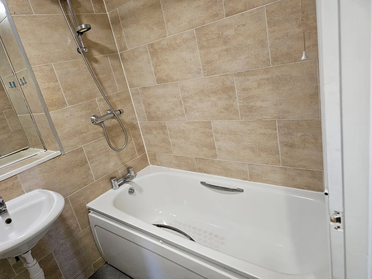 Flat Mulgrave Road in Greater London