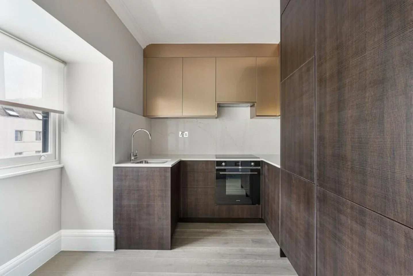 Flat Collingham Road in Greater London