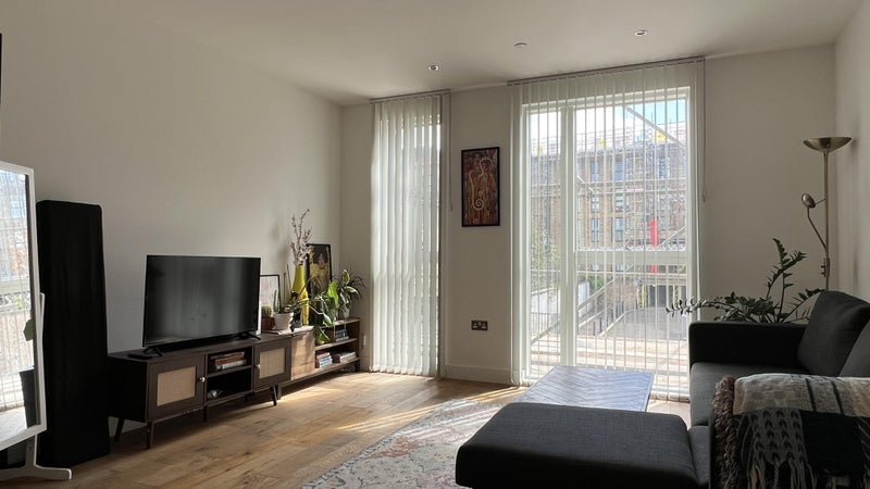Room Samuel Street in Greater London