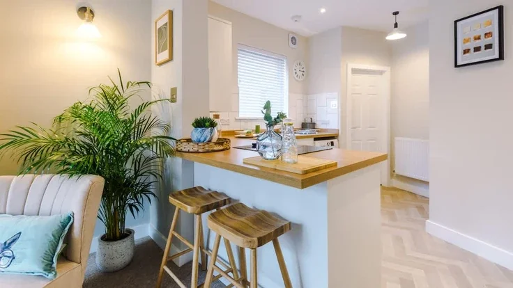 Flat Ermine Road in Chester