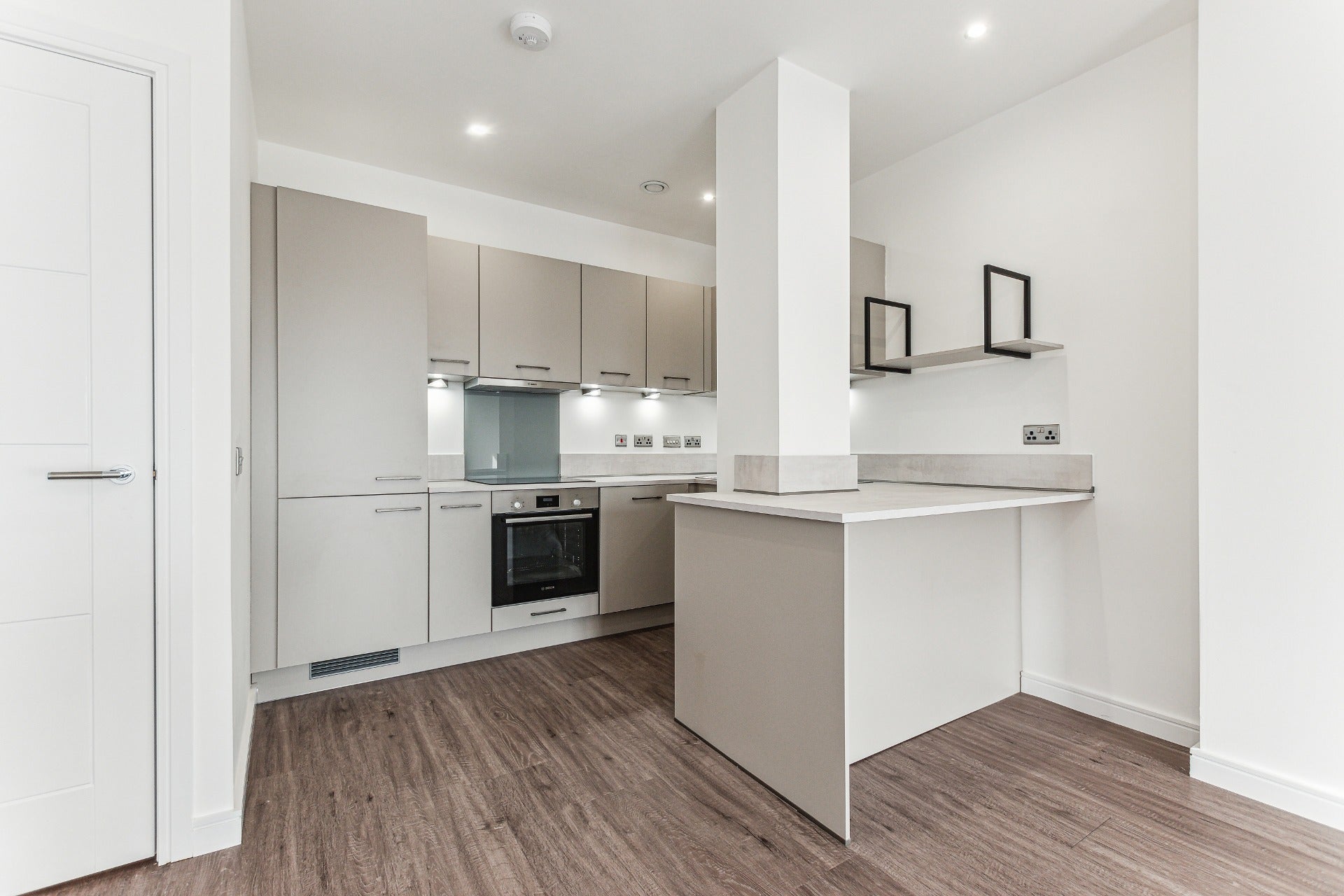 Flat Inverlair Avenue in Glasgow