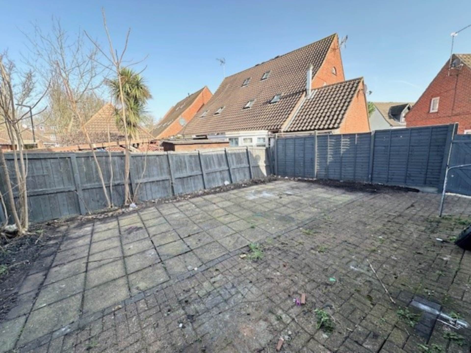 House Juniper Lane in Greater London