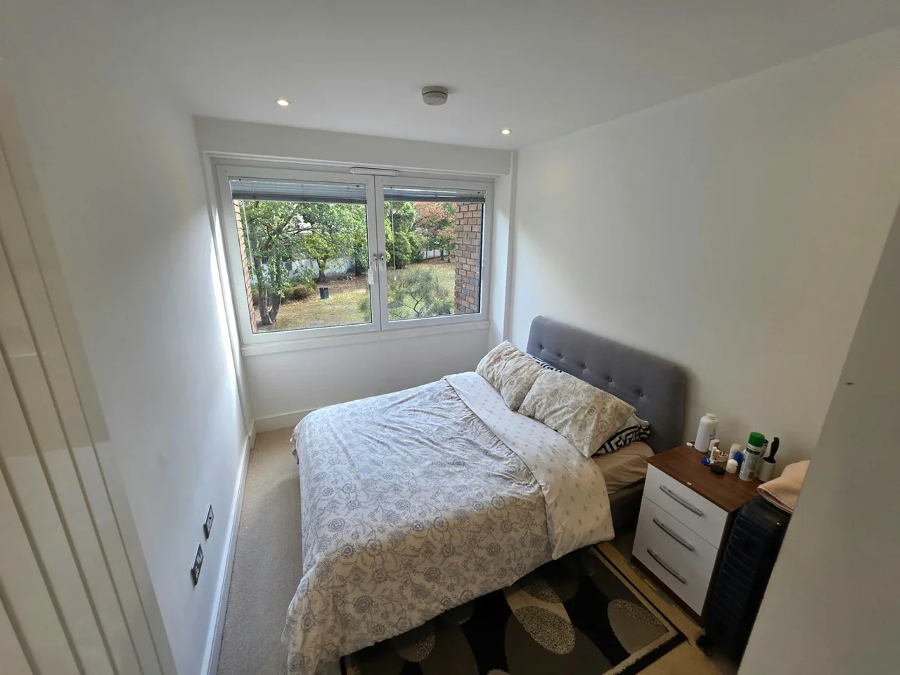 Flat Molesworth Street in Greater London