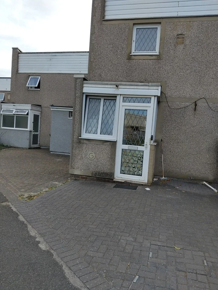 House Clematis Close in Greater London