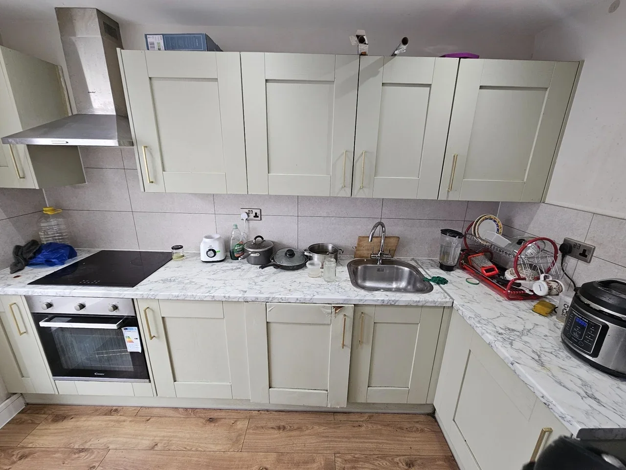 Flat High Grove in Greater London