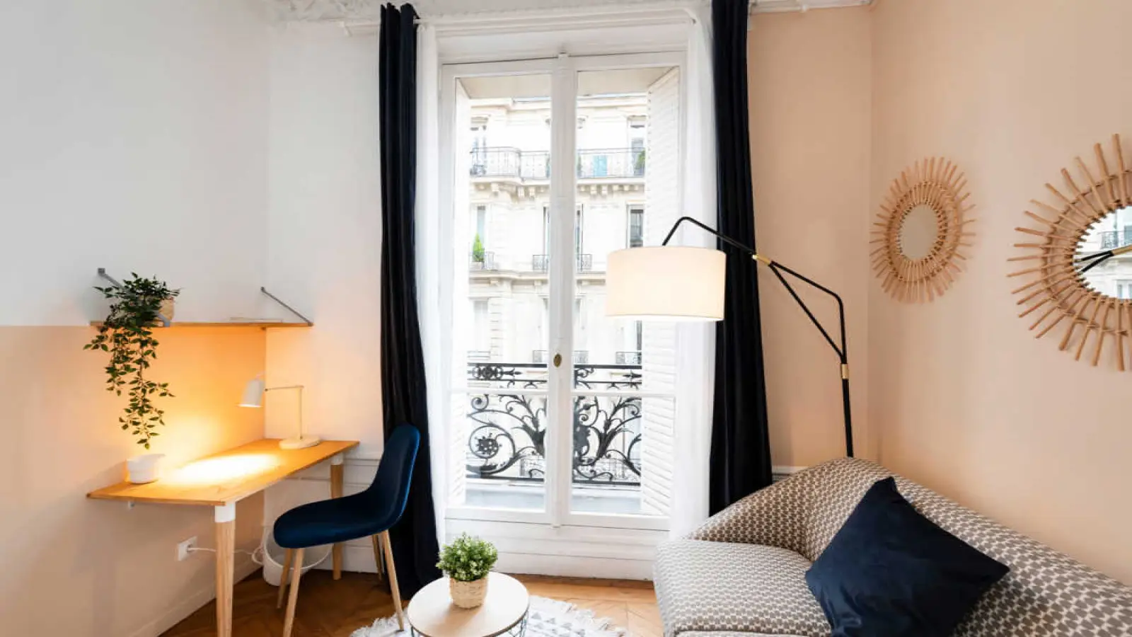 Room Rue Léo Delibes in Paris