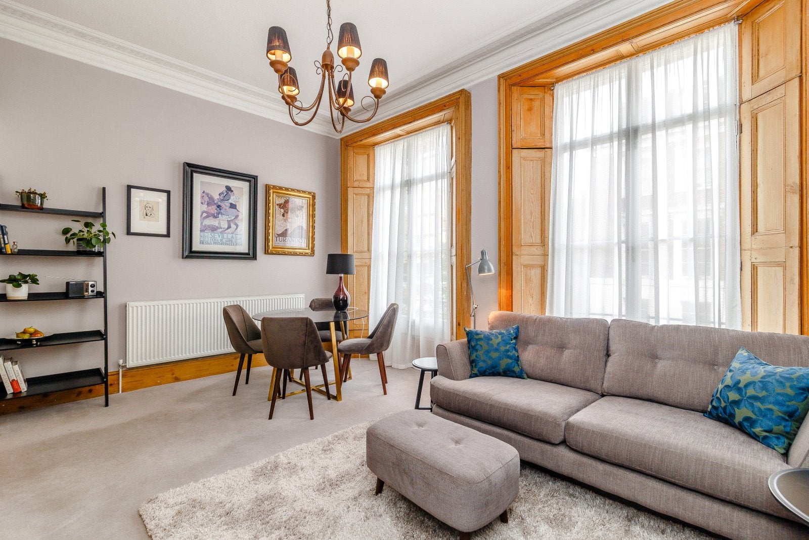 Flat Almeida Street in Greater London