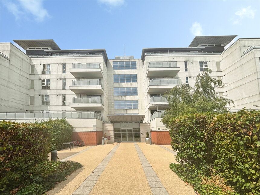 Flat Watkin Road in Leicester