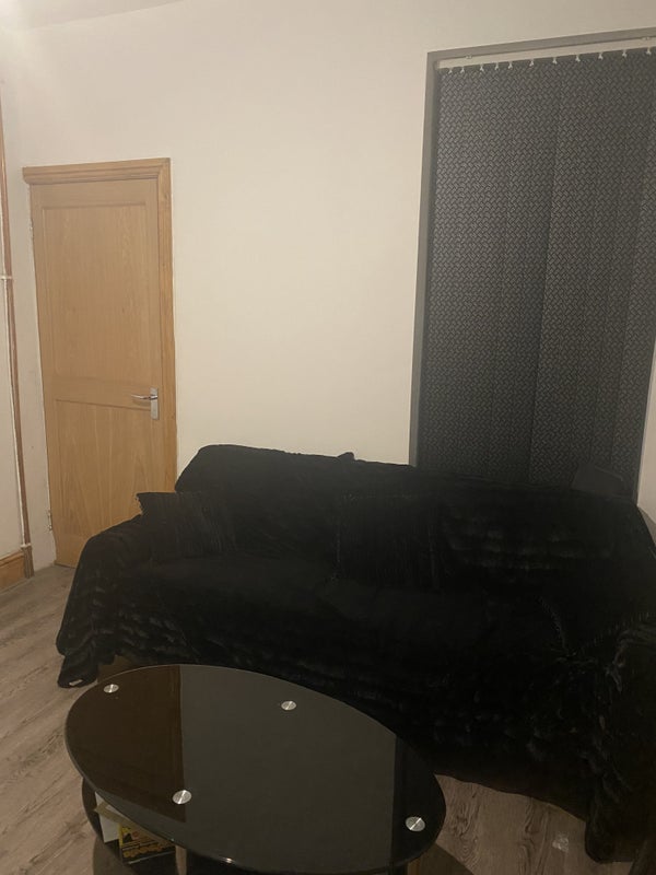 Room Grange Road in Birmingham
