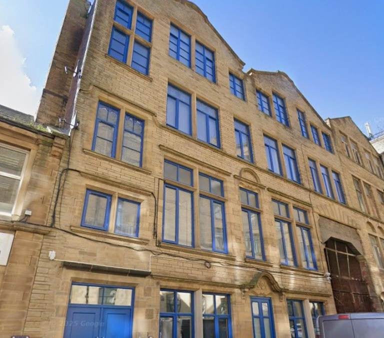 Flat Piccadilly in Bradford